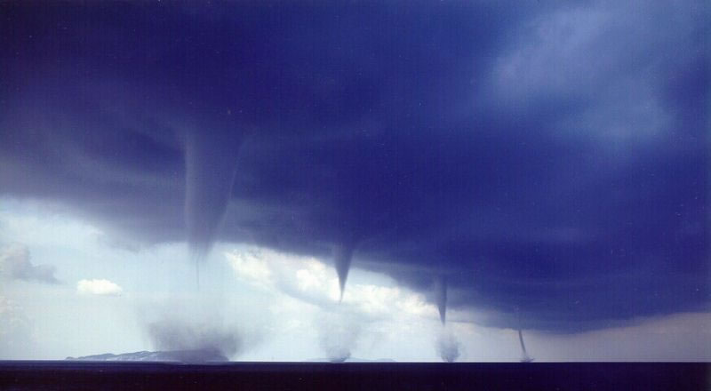 Line of waterspouts off the coast of Albania, 1999-08-01, courtesy Roberto Giudici.