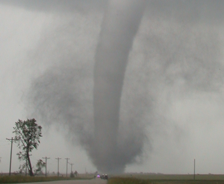 Tornado that did F4 damage in Manchester, SD, 2003-06-24, courtesy Matt Grzych.