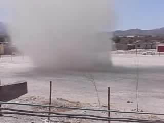 Dust devil in Saltillo, Coahuila, Mexico, 2008-03-10, courtesy Dupondt.