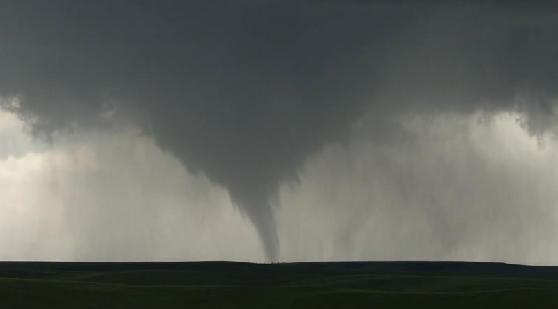 Filamented tornado near La Grange, WY, 2009-06-05, courtesy VORTEX2.