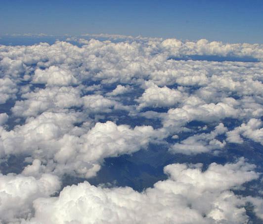 Cumulus humilis clouds, courtesy Bidgee.