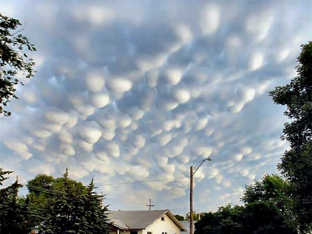 Mammatus clouds, courtesy Cassio Leandro Barbosa.