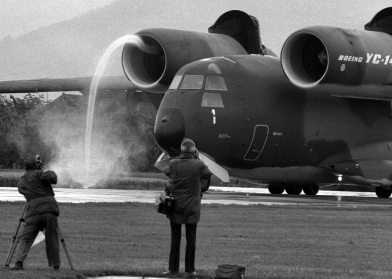 Inlet vortex, courtesy Boeing.